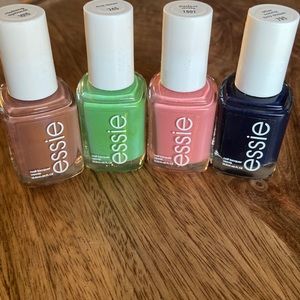 Essie Nailpolish